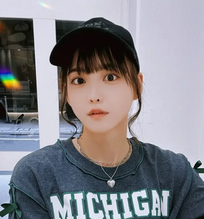 鈴木mobの本名は非公開の理由は何か｜噂や前世との卒アル情報まで詳しく