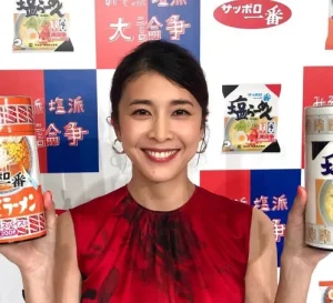 顔が竹内結子に似てる？画像で比較してみた